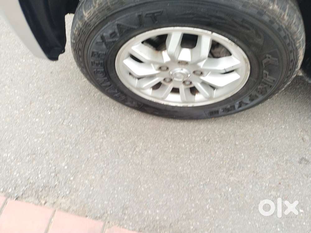 Mahindra Tuv 300 Mhawk100 T8, 2016, Diesel