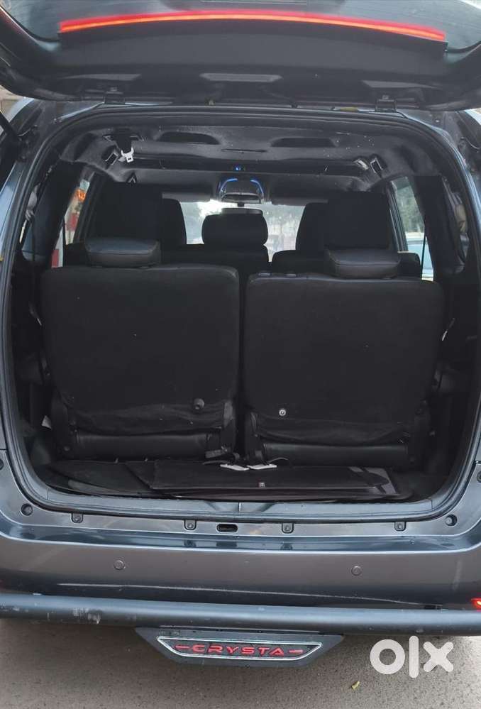 Toyota Innova Crysta 2.4 V 8 Str, 2018, Diesel