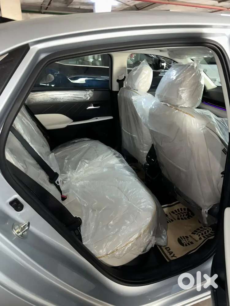 Hyundai Verna Facelift (sx Petrol)