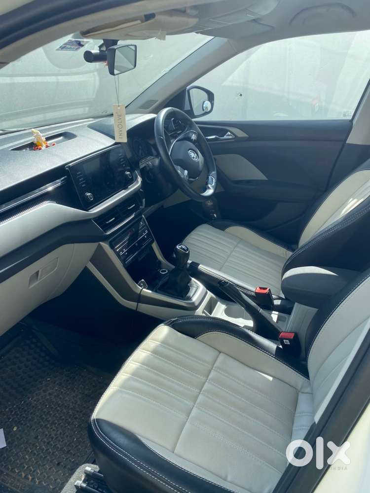 Skoda Kushaq Petrol Manual 2023
