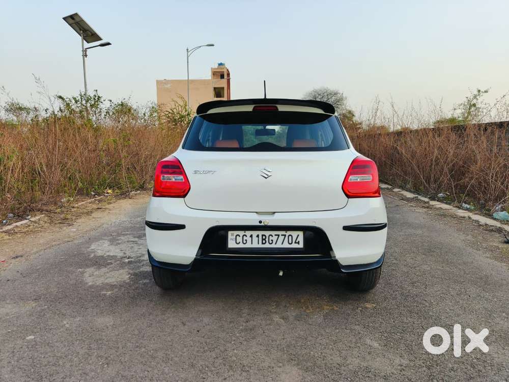 Maruti Suzuki Swift Vxi + Manual, 2023, Petrol