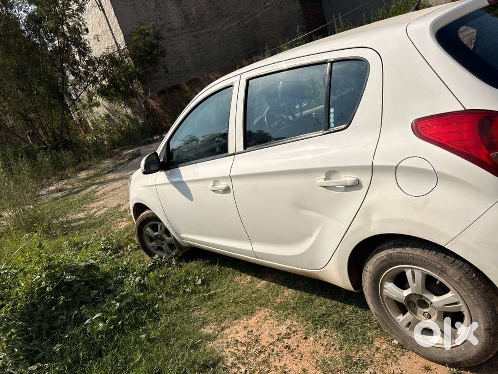 Hyundai I20 Sportz 2011