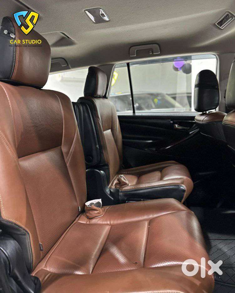 Toyota Innova Crysta 2.4 G Mt, 2021, Diesel