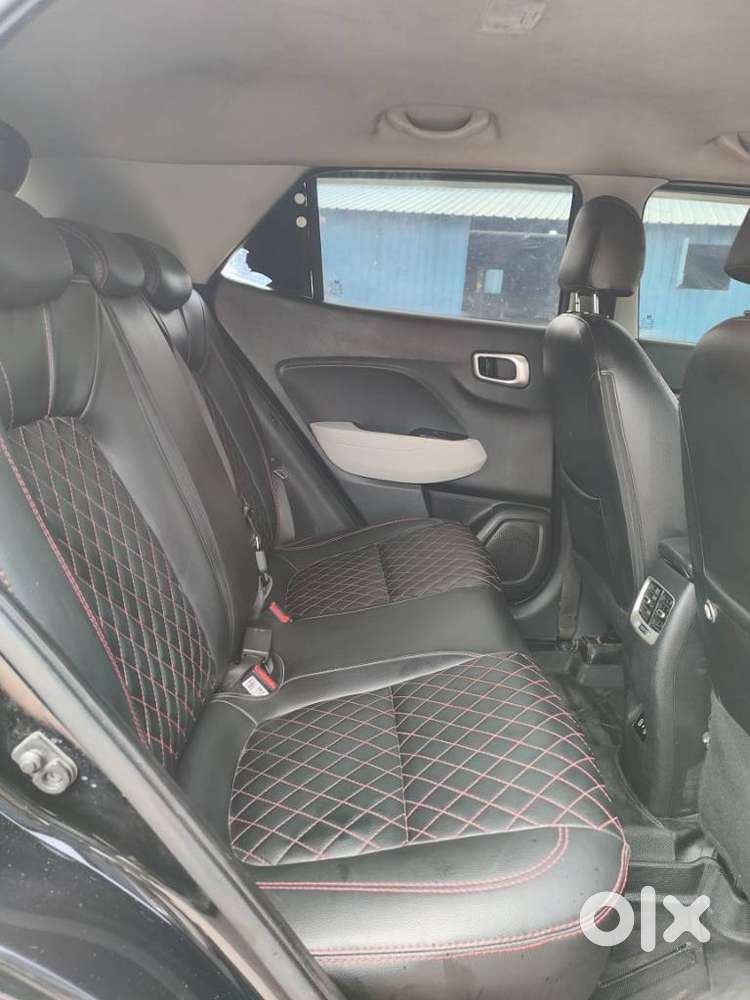 Hyundai Venue, 2023, Petrol