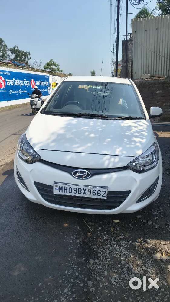 Model - Hyundai I20
Running - 115000
Insurance - Yes