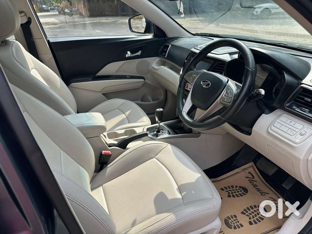 Mahindra Xuv300 W8 (o) 1.5 Diesel Amt, 2020, Diesel