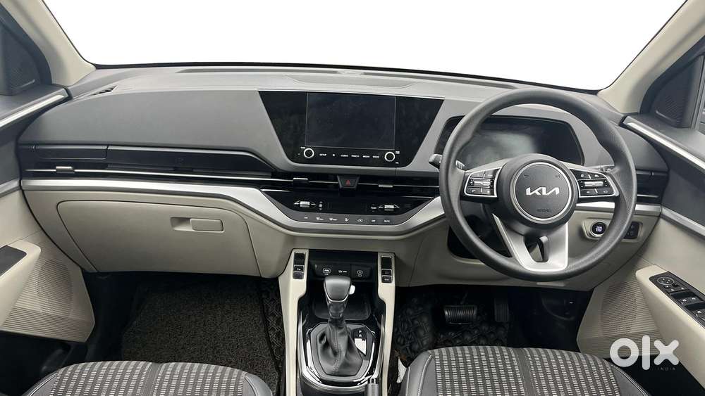Kia Carens 1.5 Prestige Plus 7 Str Imt, 2024, Petrol