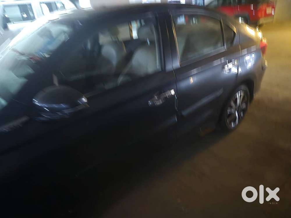 Honda Amaze 2nd Gen 2023 Petrol Well Maintained
