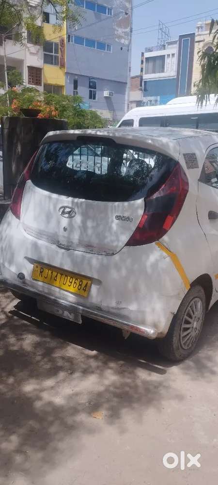 Hyundai Eon Era+ Petrol Lpg