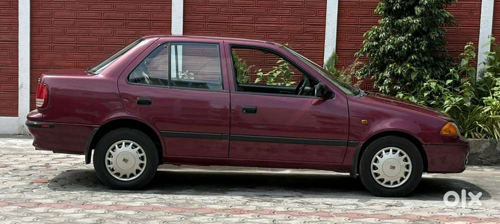 Maruti Suzuki Esteem Vx, 1998, Petrol