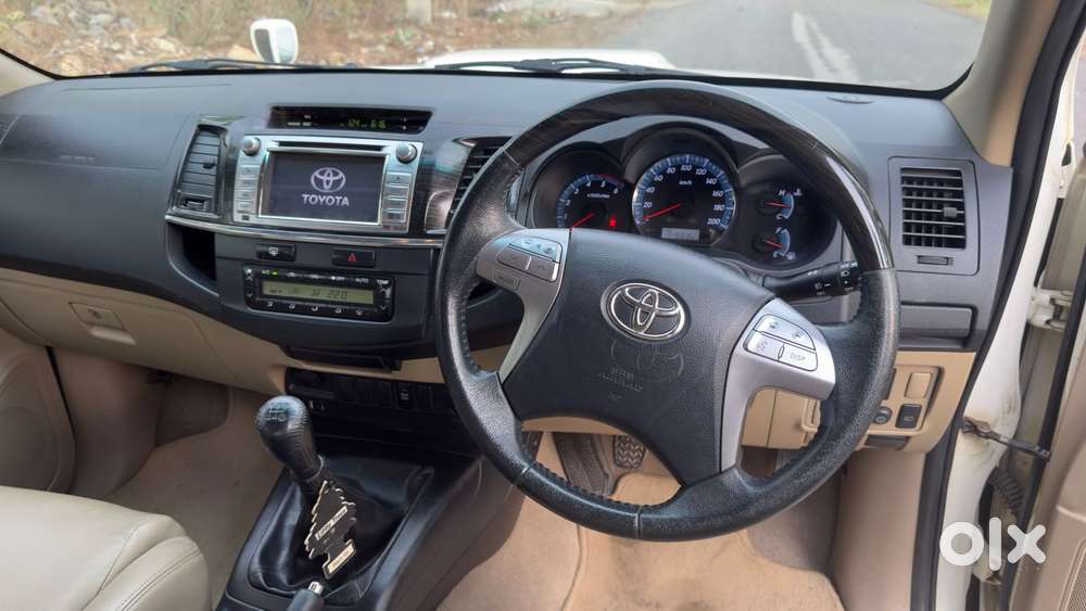 Toyota Fortuner 3.0 4x2 Mt, 2015, Diesel