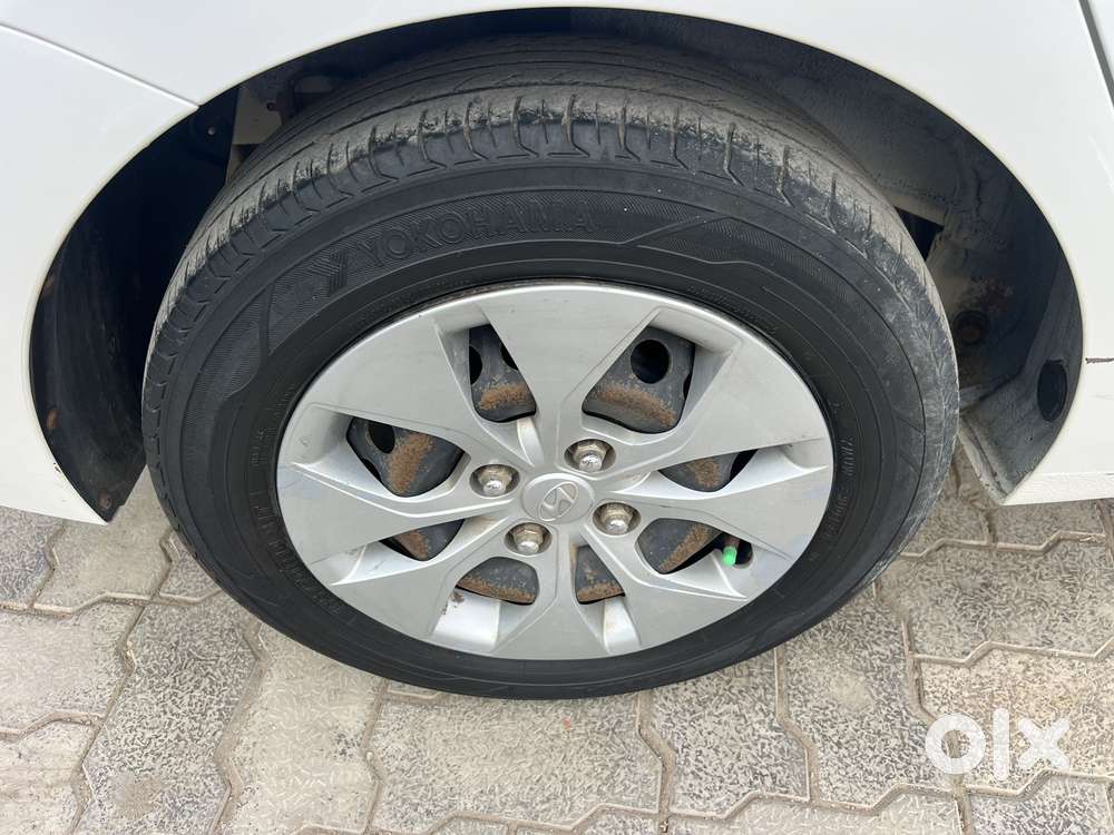 Hyundai Xcent [2014-2017] 1.2 E Plus Petrol, 2018, Petrol