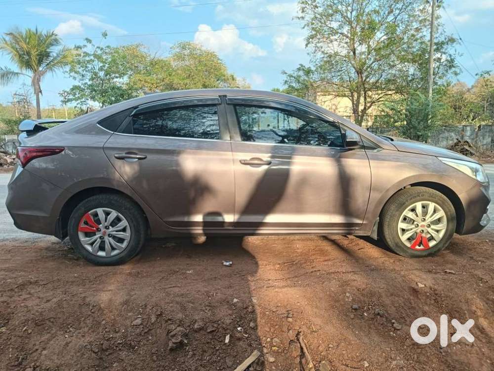 Hyundai Verna Fluidic 1.6 Crdi Sx, 2018, Diesel