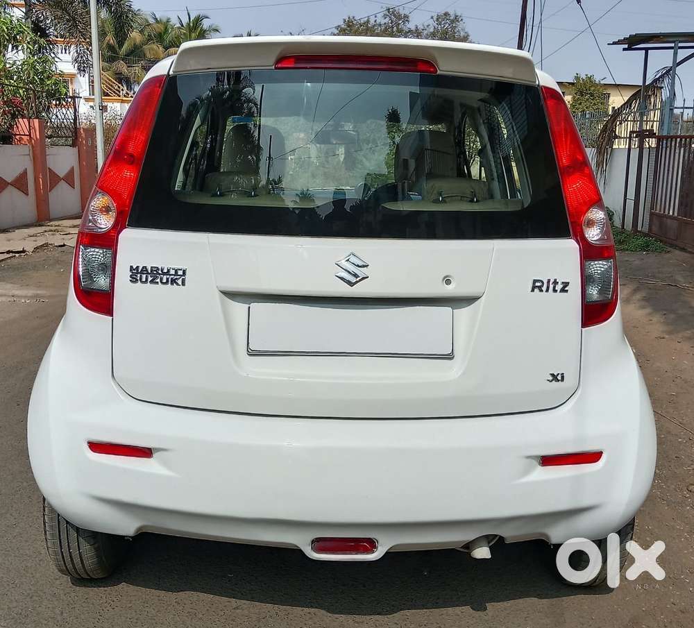 Maruti Suzuki Ritz Vxi, 2013, Petrol