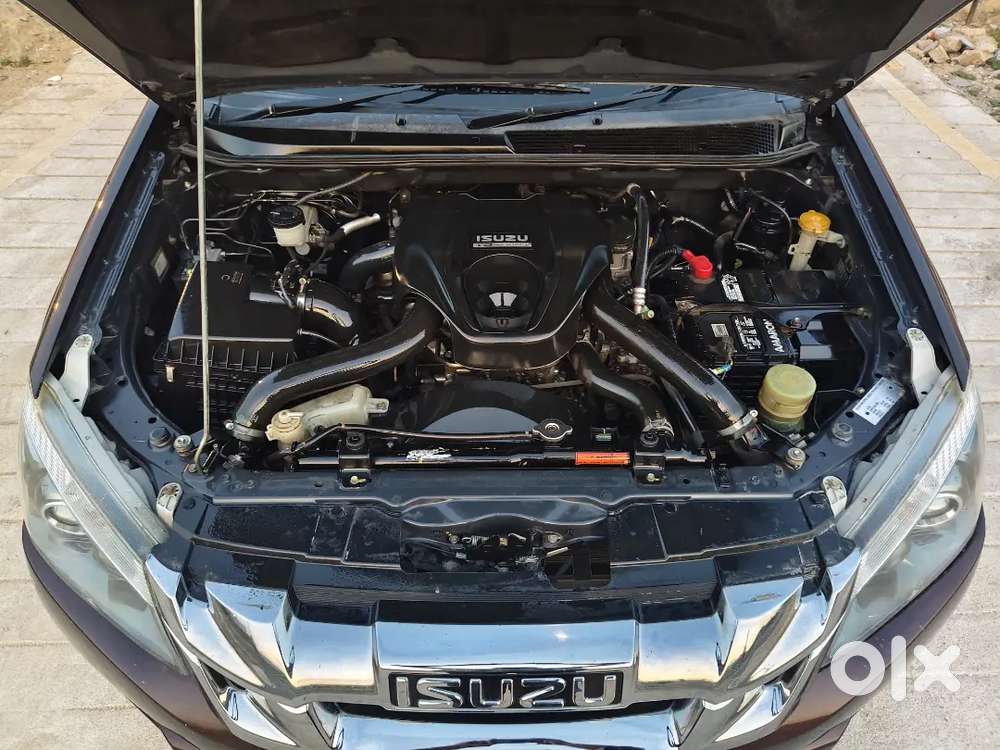 Isuzu V-cross 2019 Diesel Well Maintained