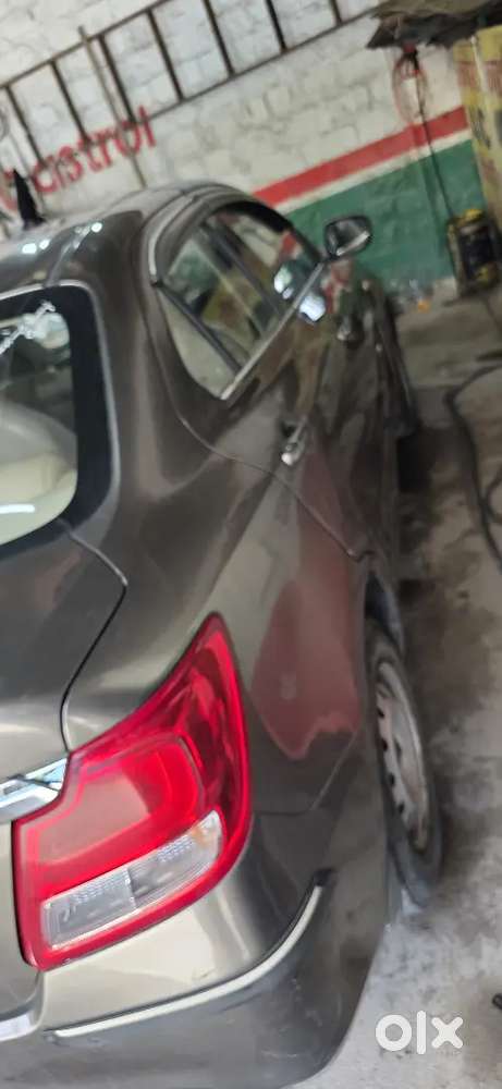 Maruti Suzuki Dzire 2017