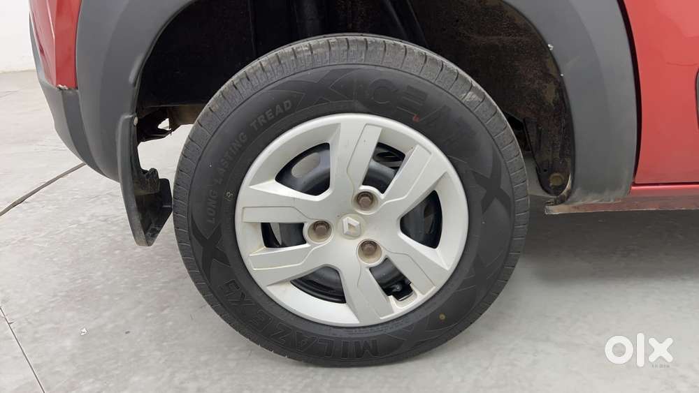 Renault Kwid 2019-ongoing 1.0 Rxt Amt (o), 2017, Petrol