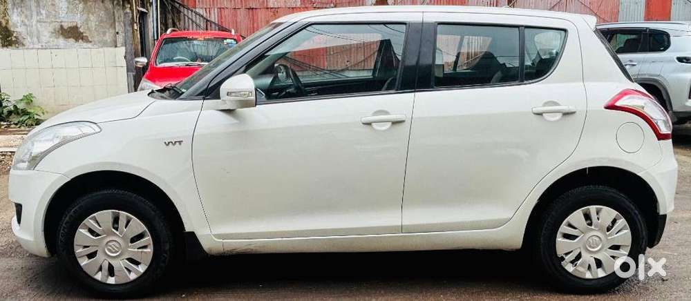 Maruti Suzuki Swift Vxi 1.2 Abs Bs-iv, 2014, Petrol
