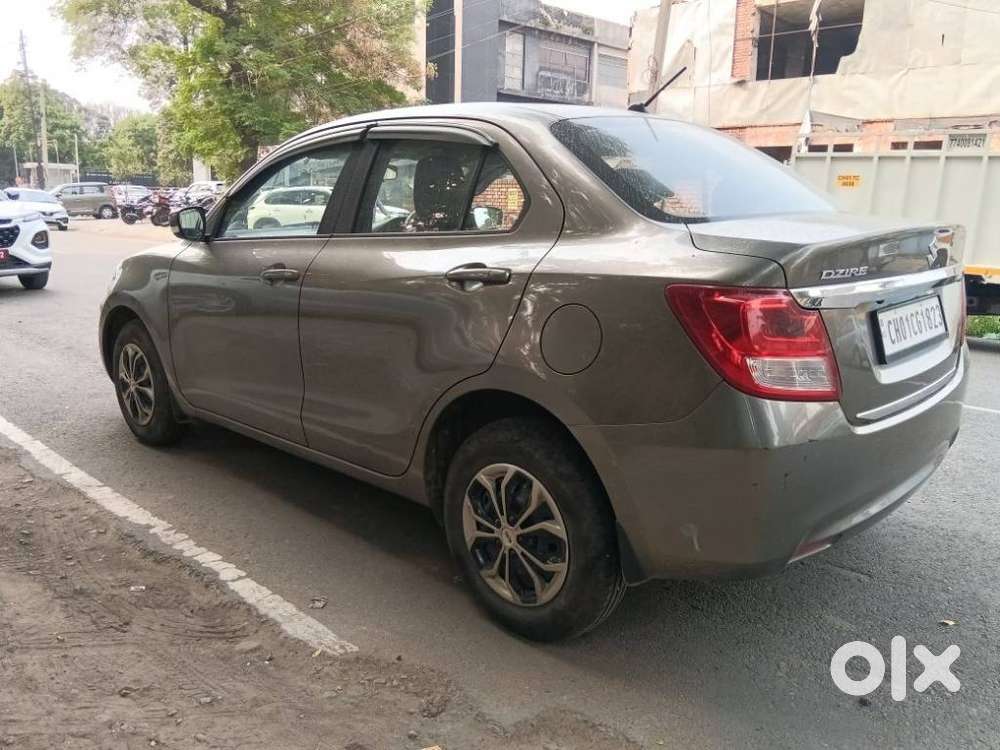 Maruti Suzuki Swift Dzire 1.3 Vxi, 2021, Petrol