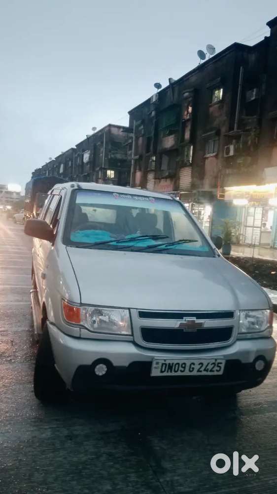 Chevrolet Tavera Neo 2012