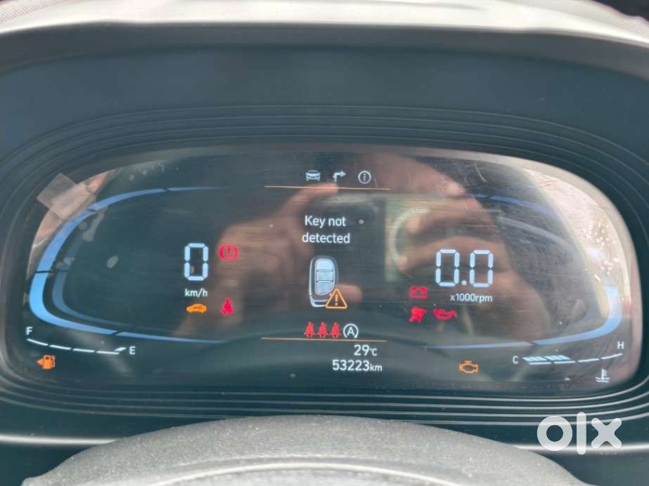 Hyundai Venue Sx Mt, 2024, Petrol