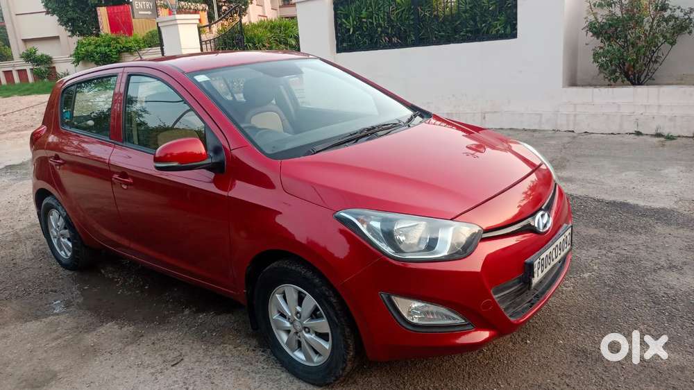 Hyundai I20 Sportz Option 1.4 Crdi, 2012, Diesel