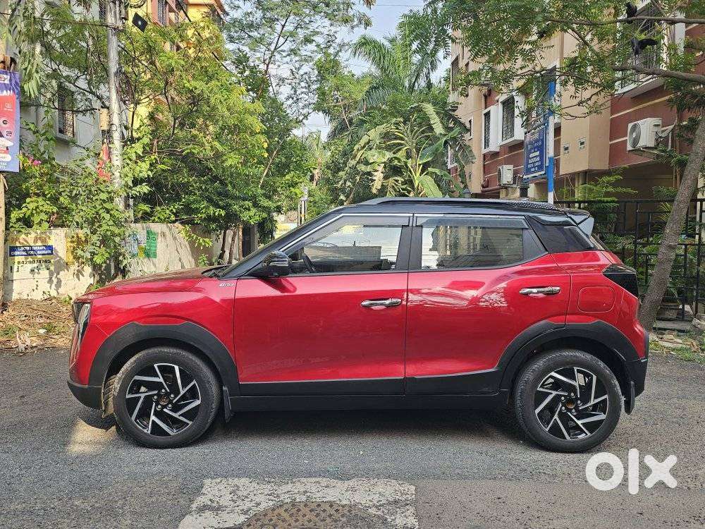 Mahindra Xuv 3xo Ax7l Petrol Mt, 2025, Petrol