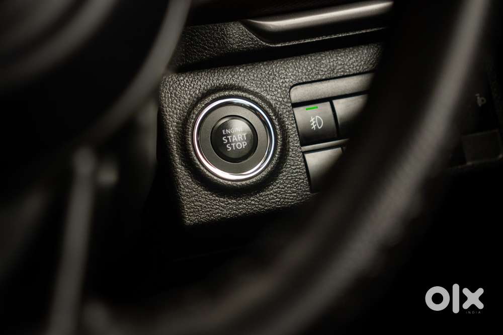 Maruti Suzuki Brezza 1.5 Zxi Plus At Smart Hybrid Dual Tone, 2024, P..