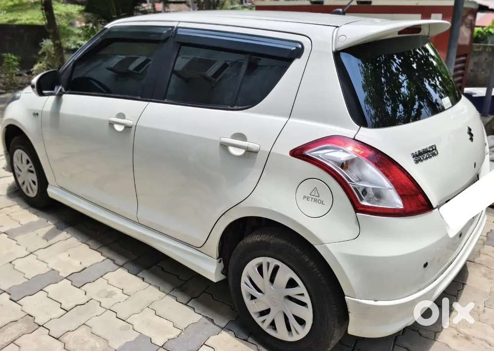 Maruti Suzuki Swift 2016 Petrol 35000 Km Driven