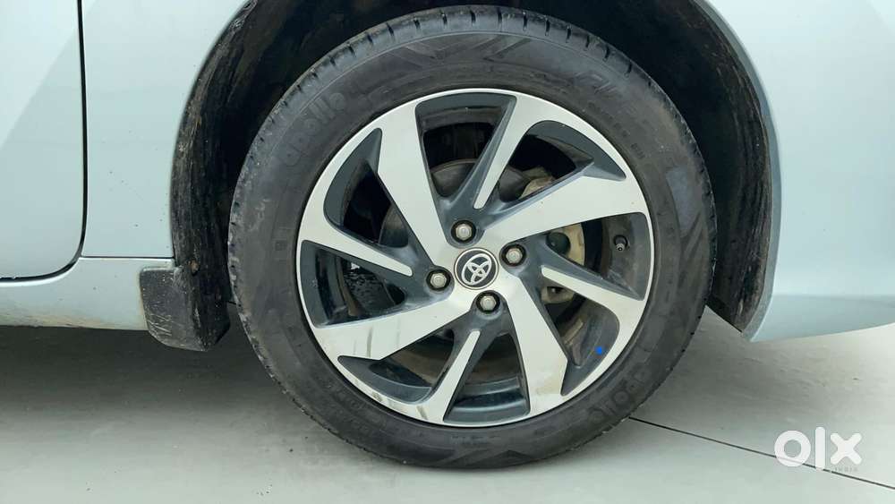 Toyota Glanza 1.2 V Amt, 2023, Petrol