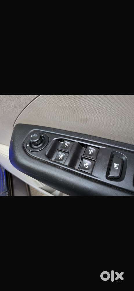 Renault Triber Rxt, 2021, Petrol