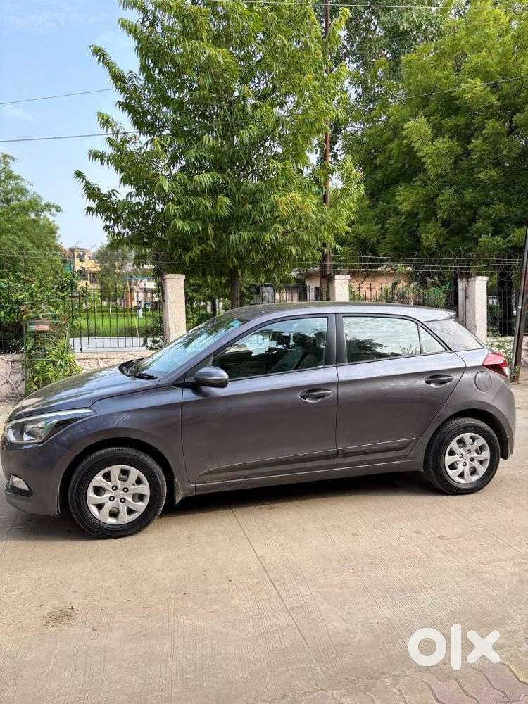 Hyundai I20 Sportz 1.2 Bs-iv, 2016, Petrol