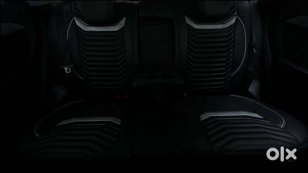 Maruti Suzuki Vitara Brezza 1.5 Zxi Plus Dual Tone, 2020, Petrol