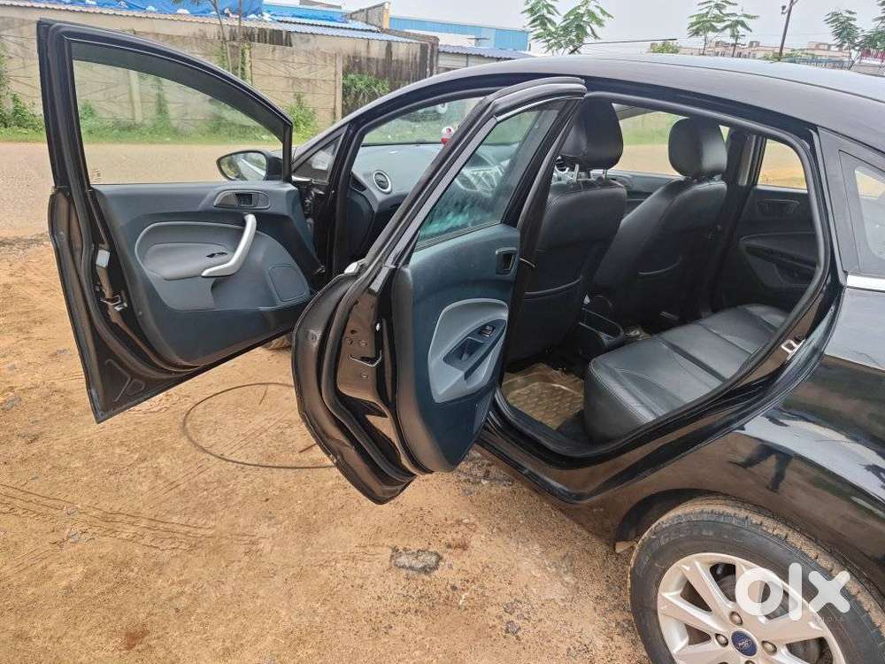 Ford Fiesta 1.5 Titanium Plus Petrol At, 2012, Petrol