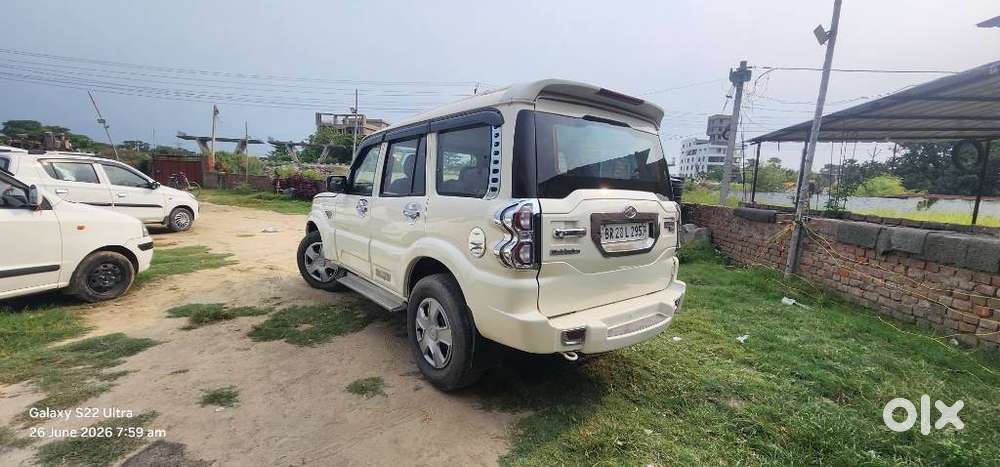 Mahindra Scorpio S4, 2015, Diesel