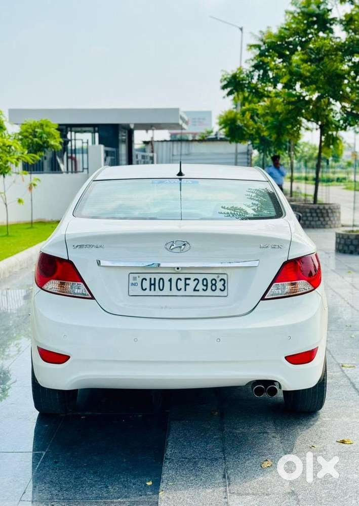 Hyundai Verna Fluidic Diesel Sx (o) 2014