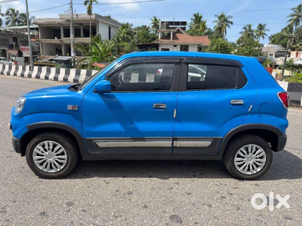 Maruti Suzuki S-presso Vxi Plus, 2022, Petrol