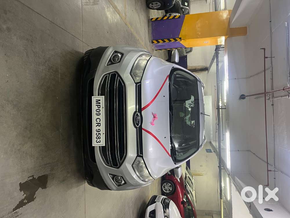 Ford Escort 1.8 2015 Cng
