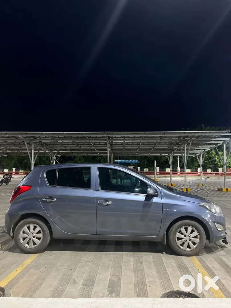 Hyundai I20 Sportz 2012 Car