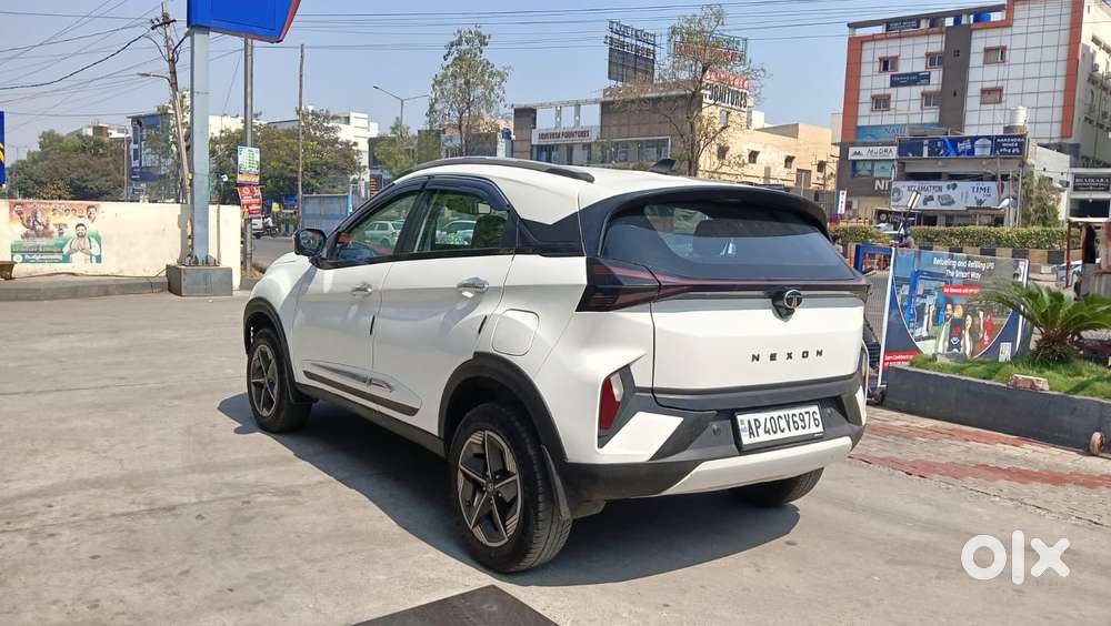 Tata Nexon 1.2 Revotron Xza Plus, 2024, Petrol