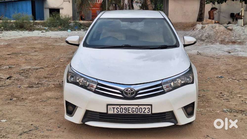 Toyota Corolla Altis 2010-2013 G, 2014, Petrol
