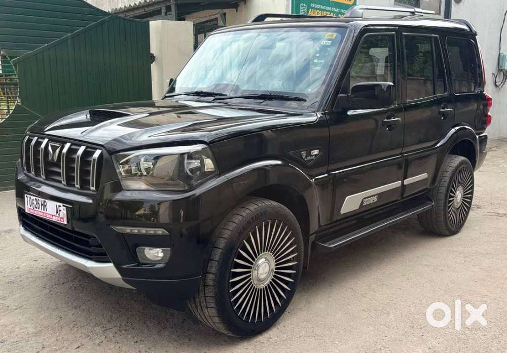 Mahindra Scorpio Classic, 2026, Diesel