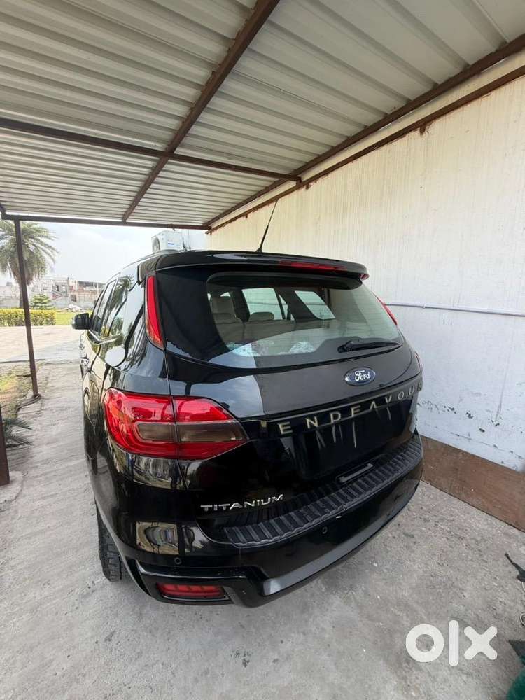 Ford Endeavour 2016 Diesel Well Maintained