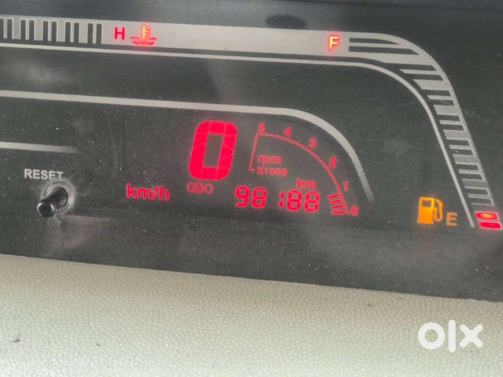 Mahindra Bolero Plus Ac Ps, 2017, Petrol