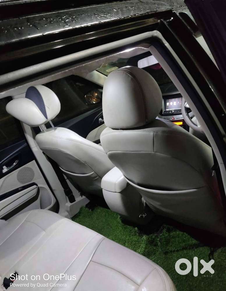 Mahindra Xuv300 Petrol 2021