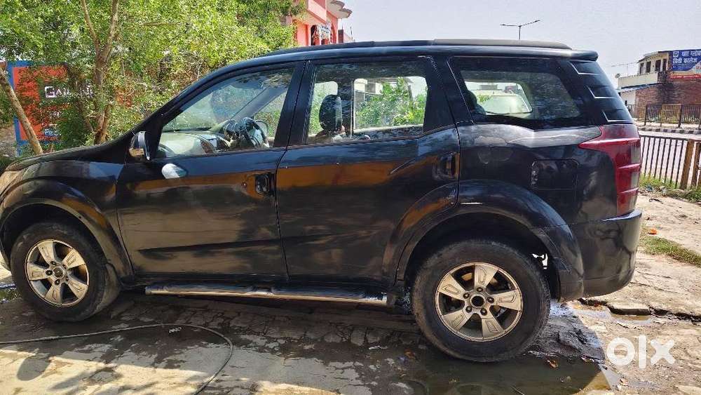 Mahindra Xuv500 2013 Diesel 75000 Km Driven