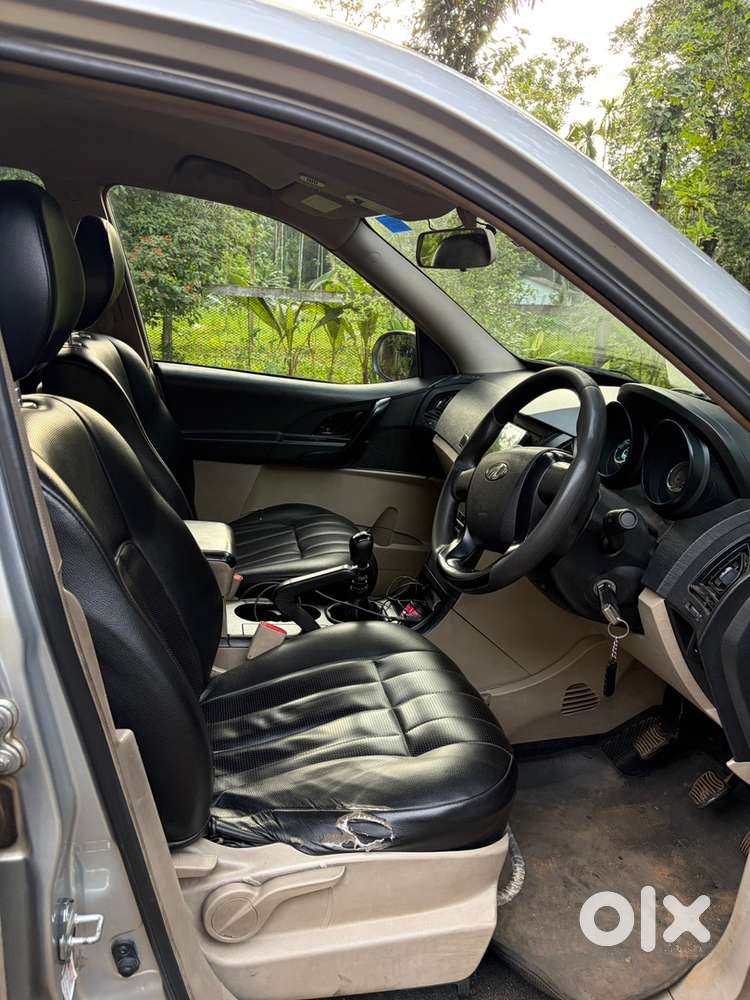Single Owner Mahindra Xuv500 Diesel 2017