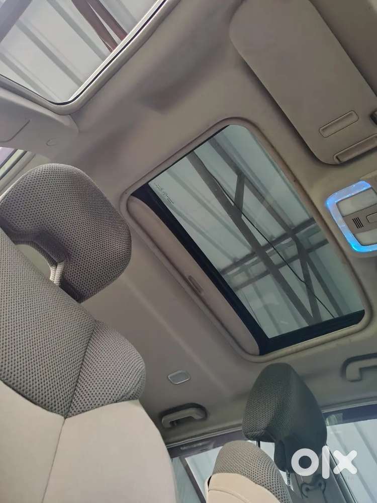 Mahindra Xuv500 W9 Diesel Nov 2017 Sunroof