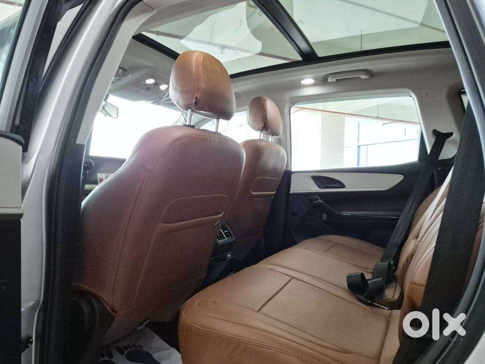 Mahindra Xuv700 2.2 Ax 5 Diesel Mt 7 Str, 2023, Diesel