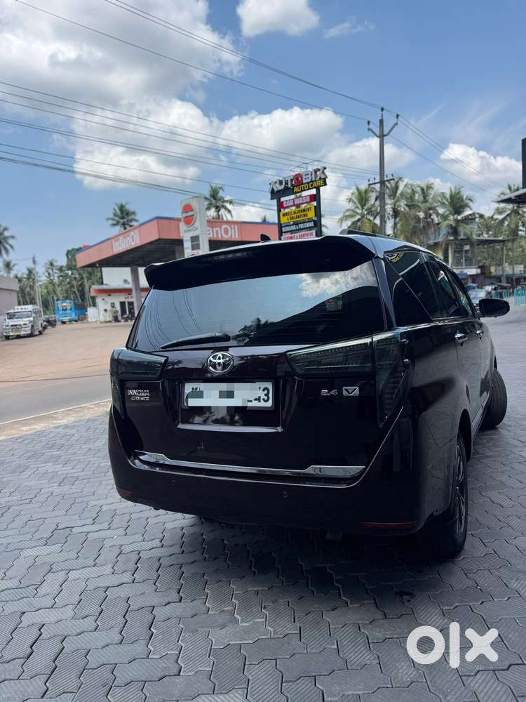 Toyota Innova Crysta 2.4 V, 2018, Diesel